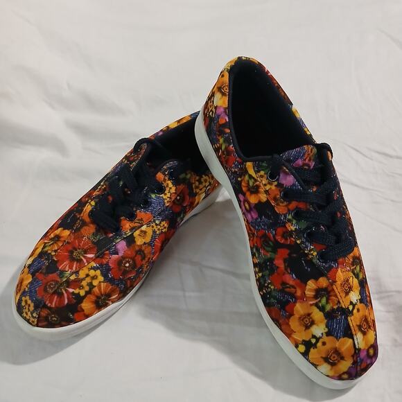 Easy Spirit W7 Floral Tie canvas style slp on sneaker High-quality white treads - Picture 13 of 14